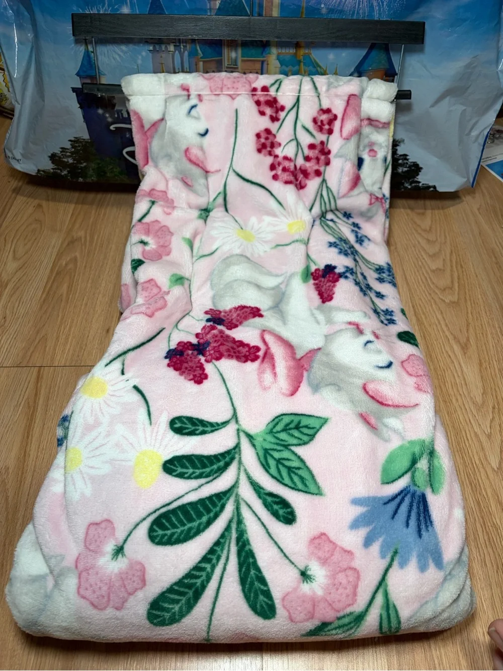 Disney Aristocats Marie the Cat Floral Plush Throw Blanket New